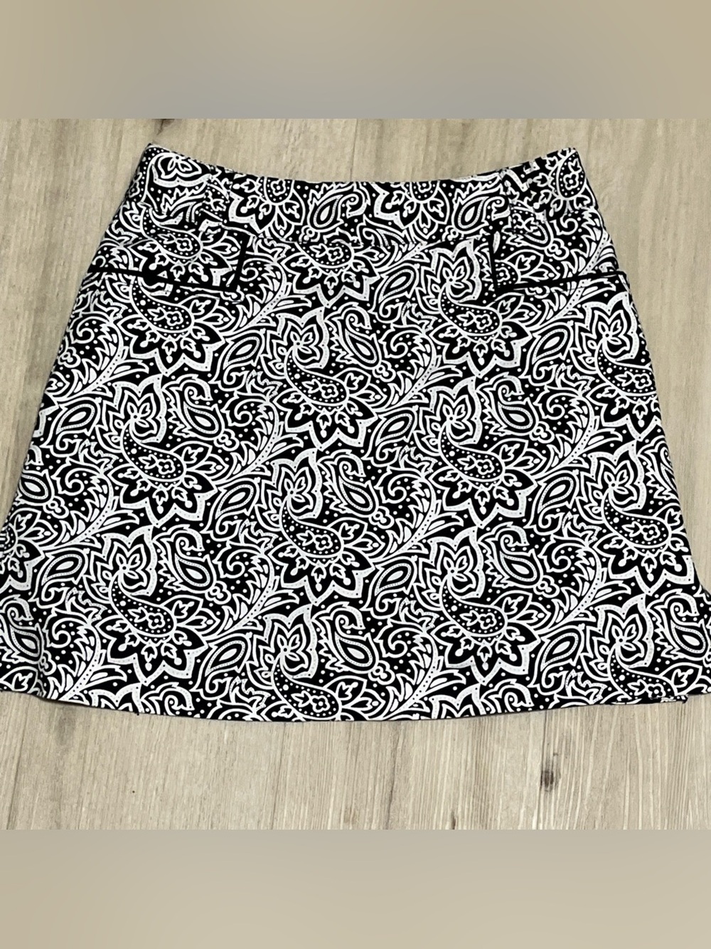 Sport Haley Black & White Paisley Golf Skort w/ Pockets